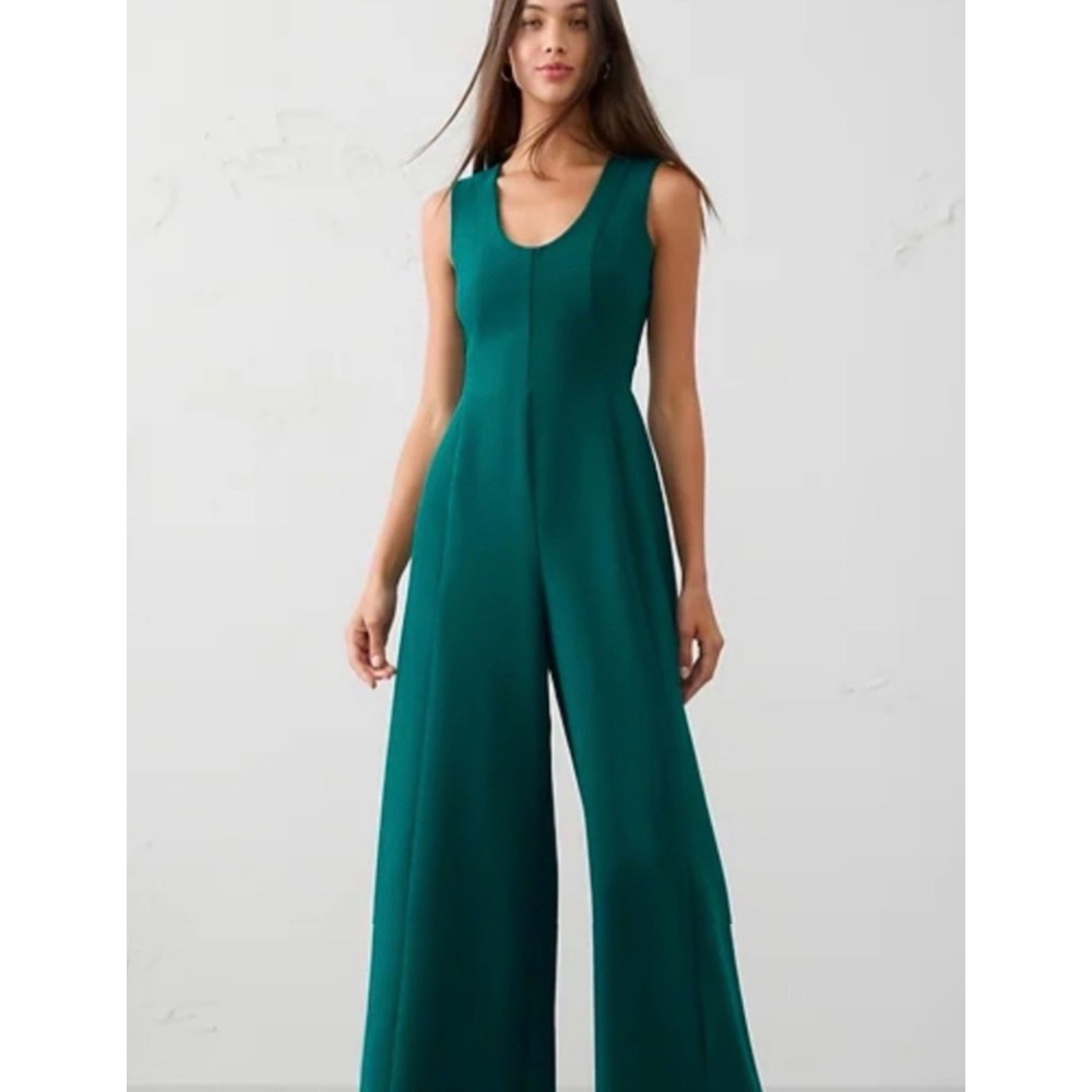 NWT Banana Republic Crepe V-Neck Jumpsuit Emerald Green Size 0